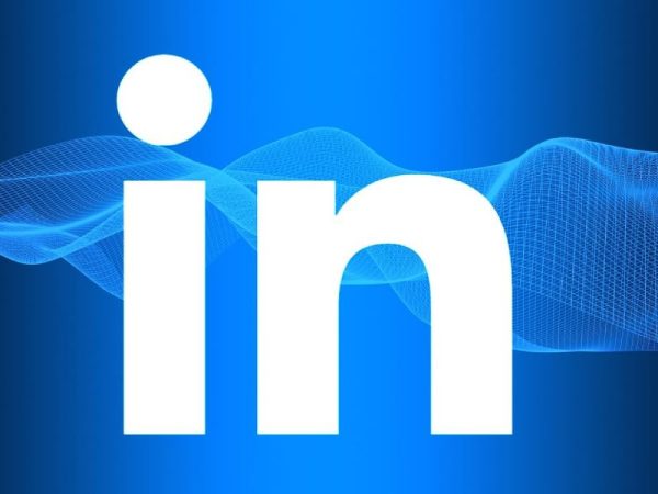 Benchmarking Your LinkedIn Ad Performance